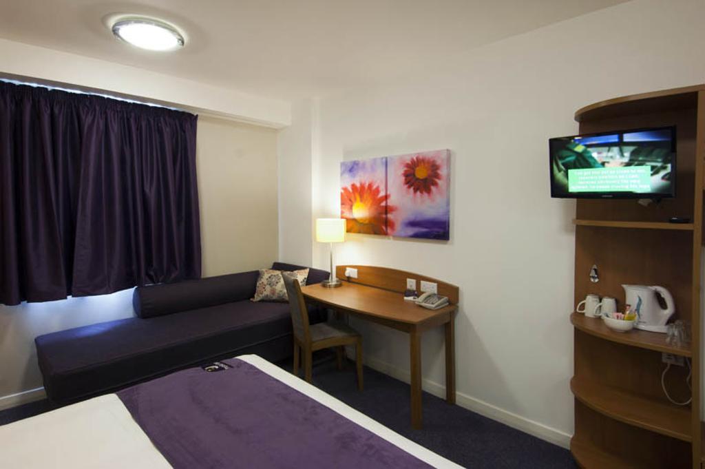 Premier Inn London Barking Kamer foto